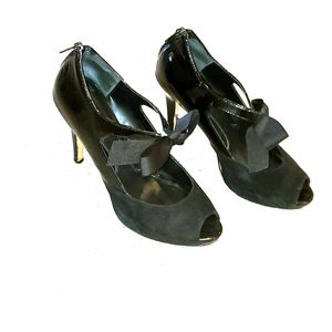 adorable black WHBM heels with bow